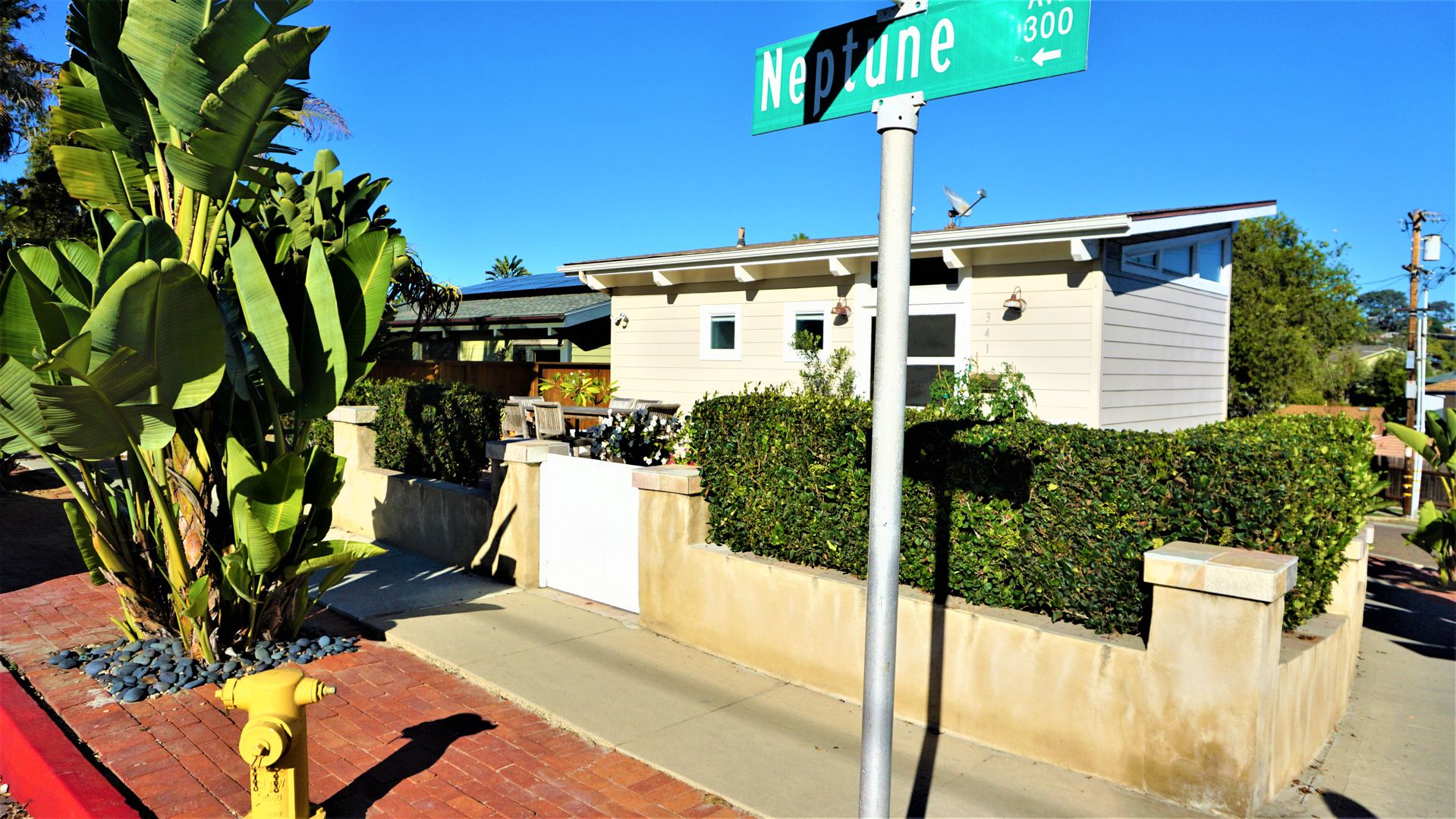 Encinitas House: 341 Neptune Avenue