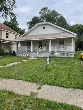 Cute Home on Dead End Street!-COMING SOON – photo 1