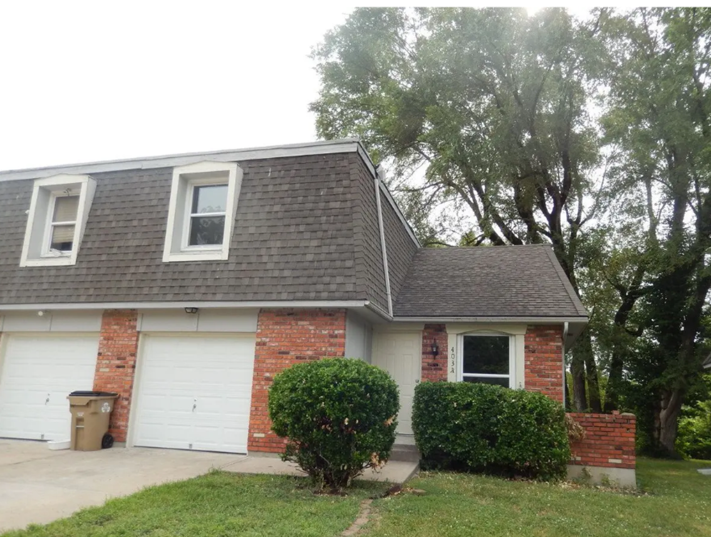 Belton Apartment: 403 Hawthorne Court