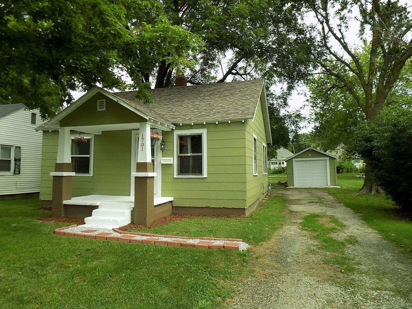 Springfield House: 1701 W. Thoman St
