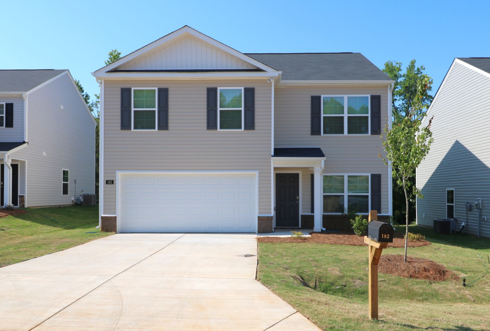 Mocksville House: 182 Carriage Cove Circle