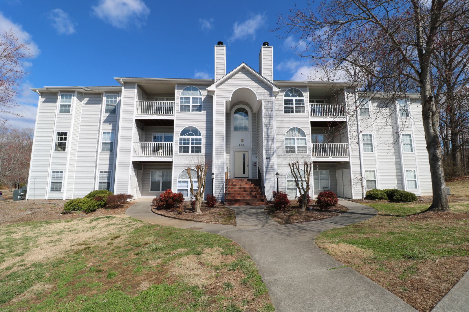 Winston Salem Condo: 214 Quietwood Drive
