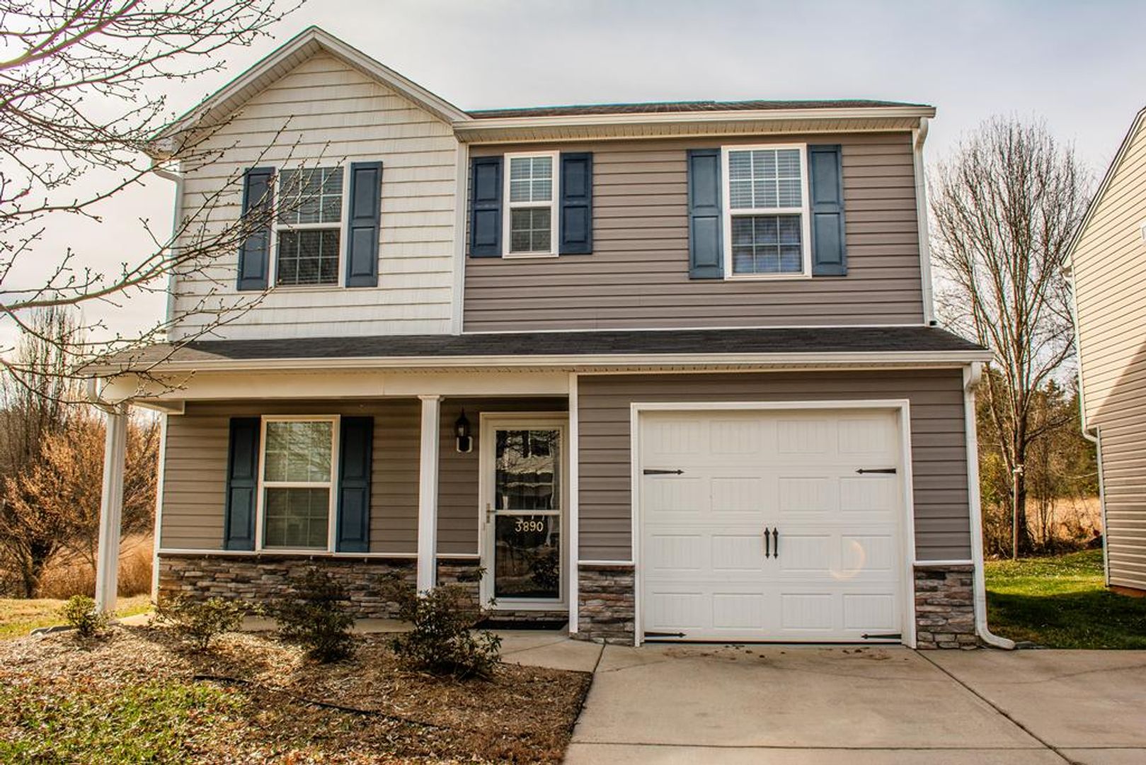 Kernersville House: 3890 Sanwood Lane