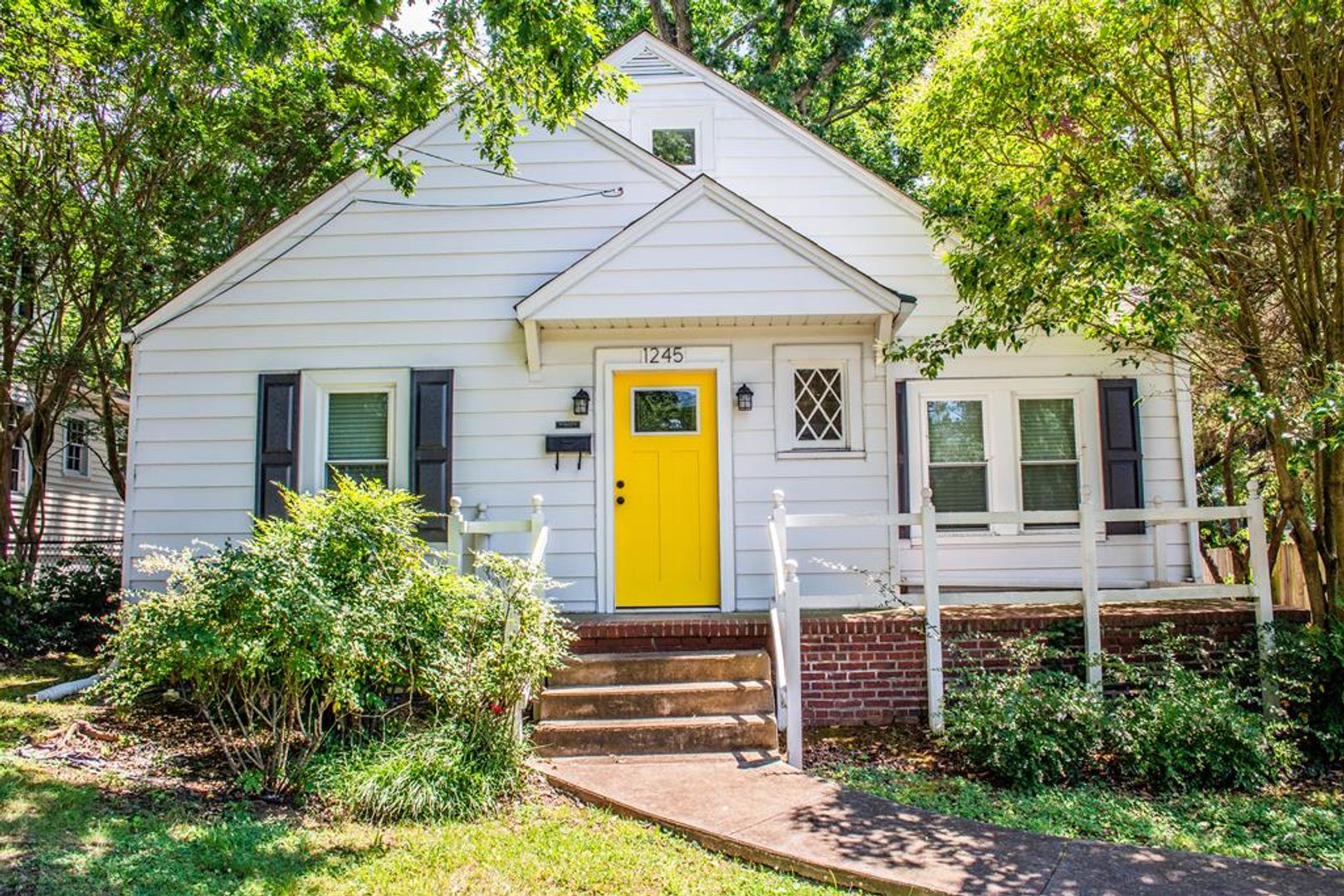 Winston Salem House: 1245 S. Hawthorne Road