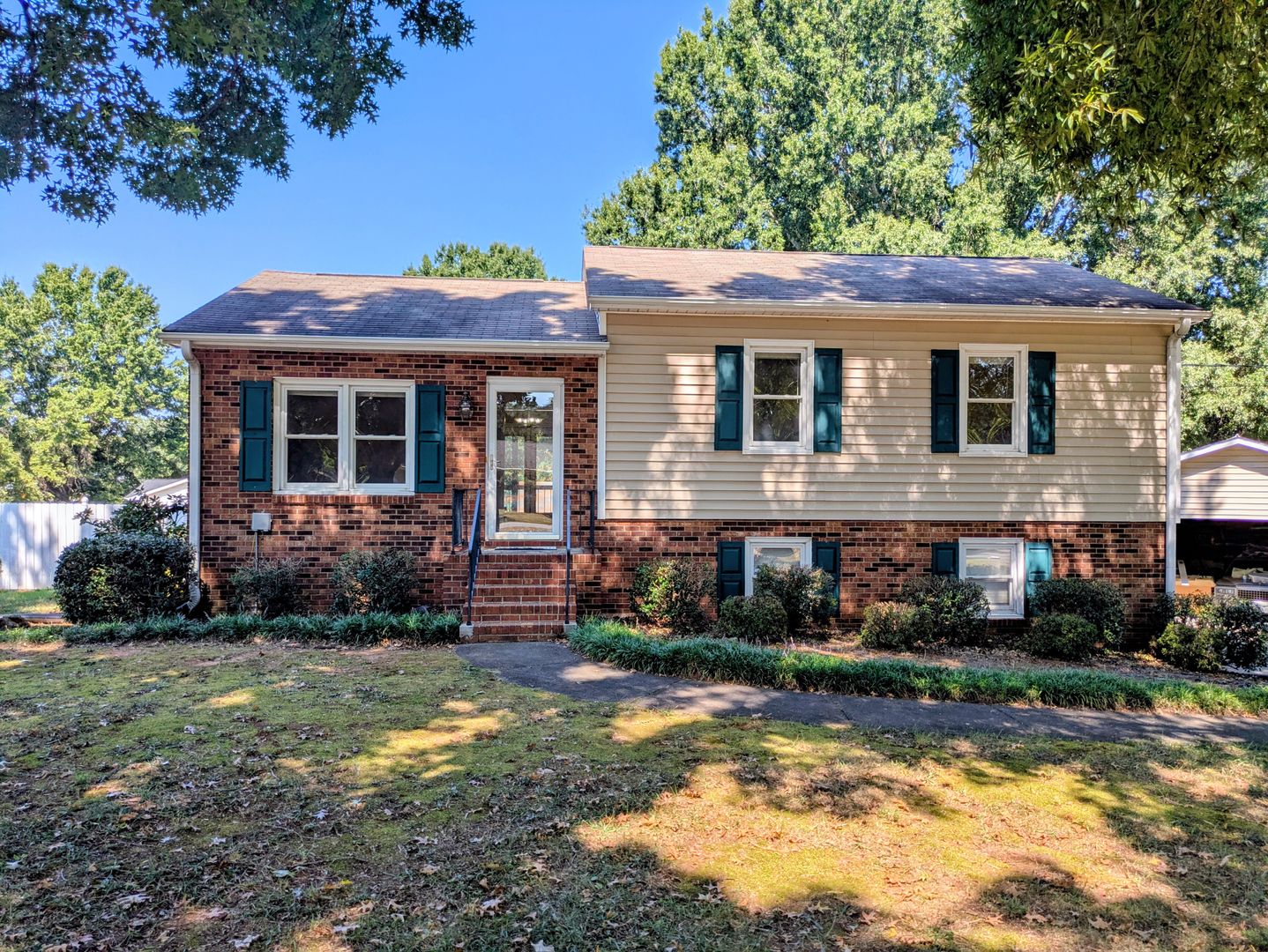 Kernersville House: 1004 Renee Drive