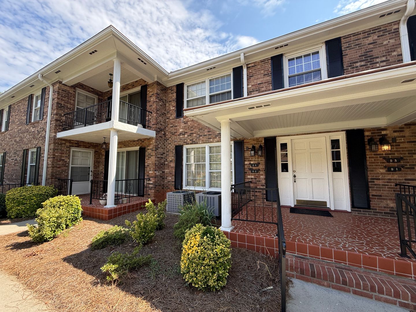 Winston Salem House: 2711 Reynolda Road 2D