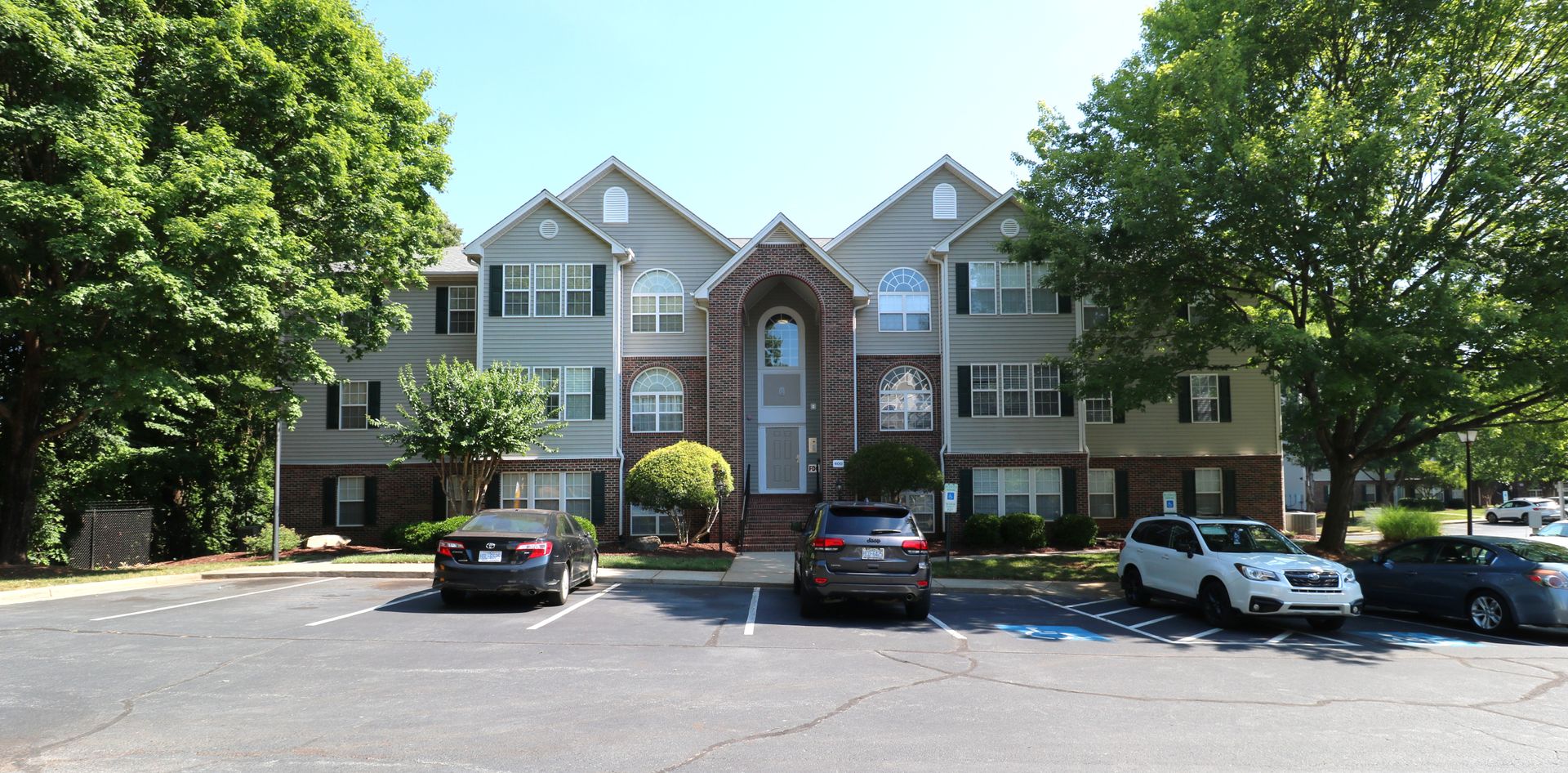 Winston Salem Condo: 421 Timberline Ridge Court