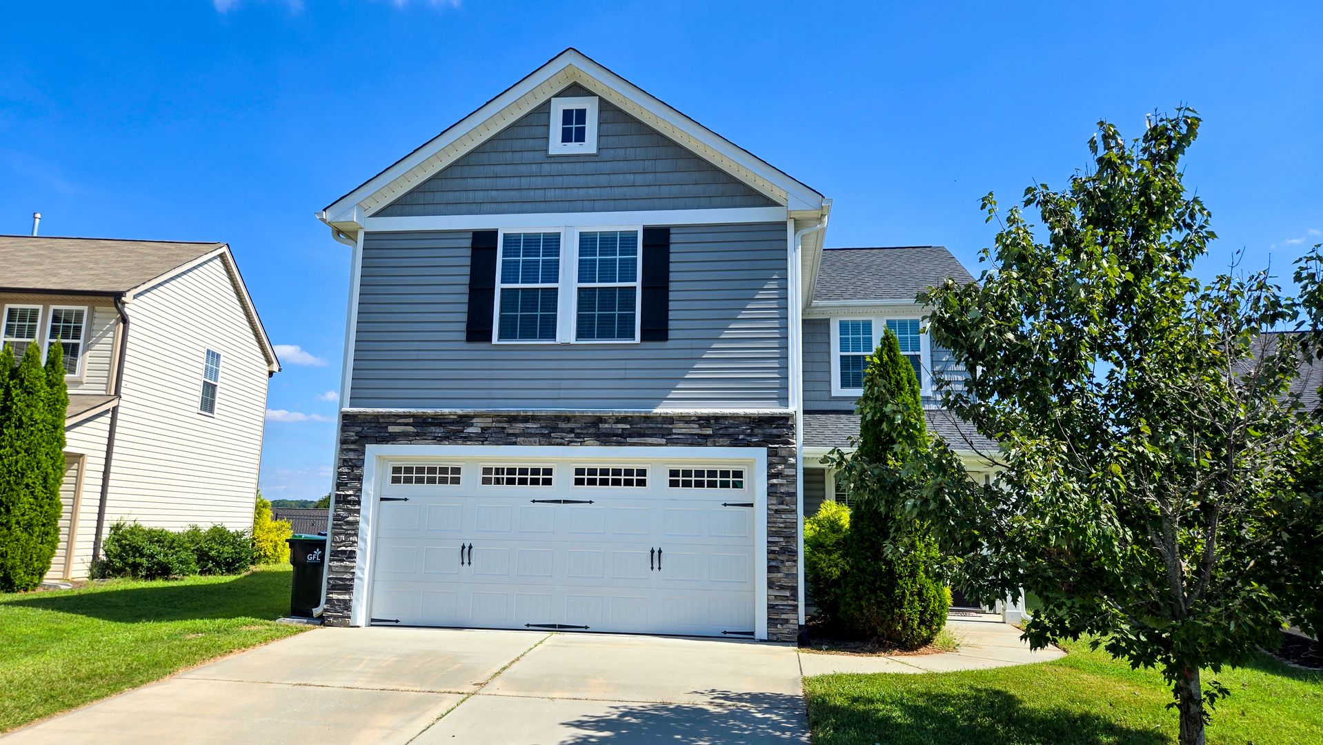 Clemmons House: 5733 Midstream Circle