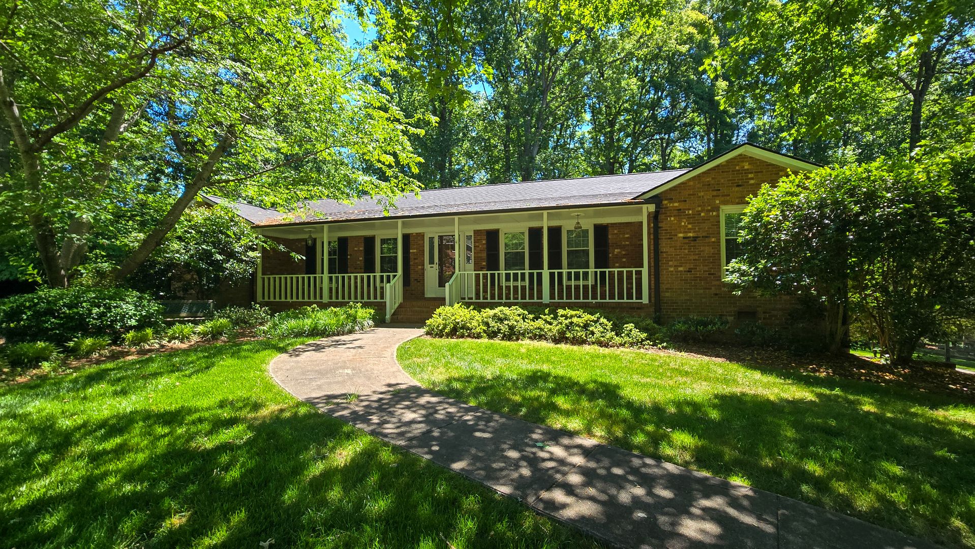 Clemmons House: 600 Barkworth Road