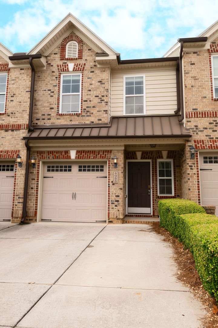 Winston Salem Townhome: 4988 Wyngate Village Drive