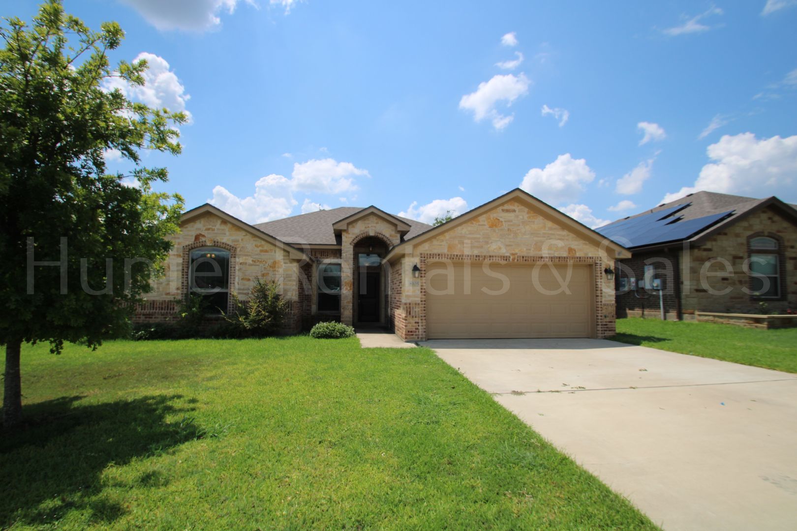 Temple House: 8105 Grist Mill Ln