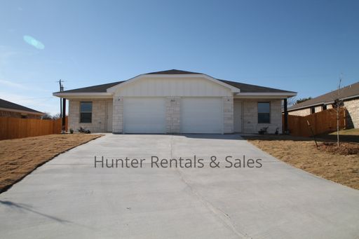 Exceptional 3 Bedroom Heights Duplex – photo 1