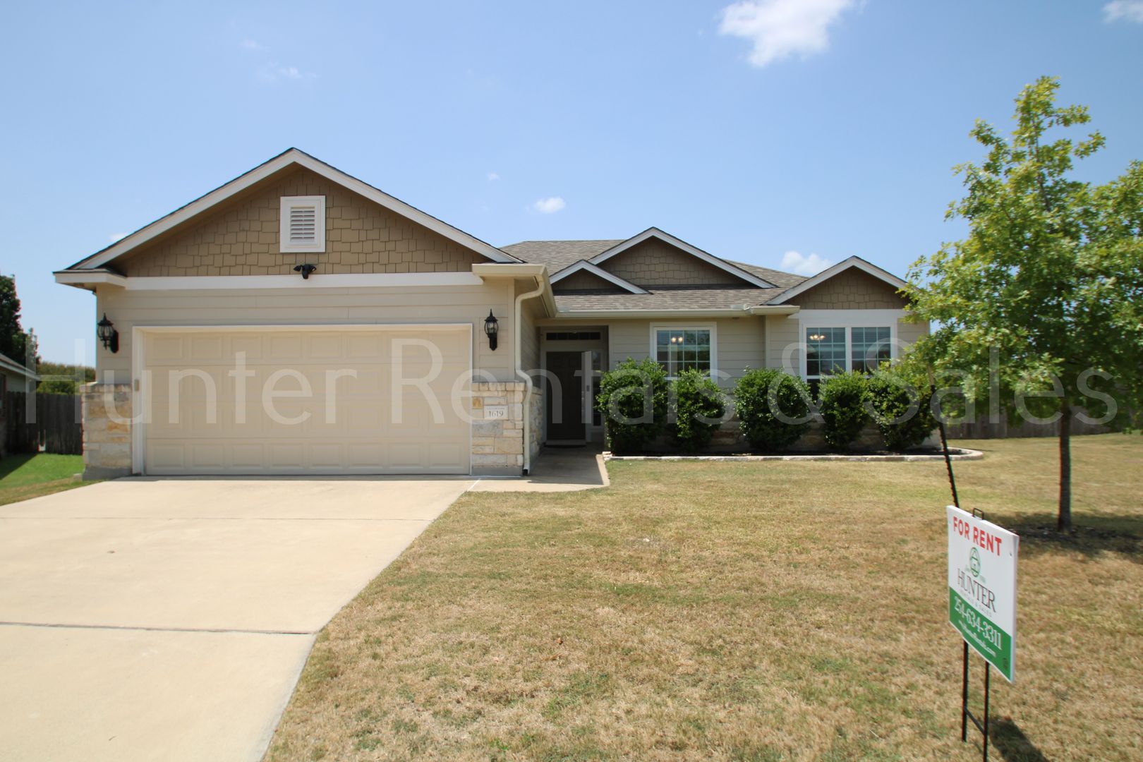 Temple House: 1619 Neuberry Cliffe