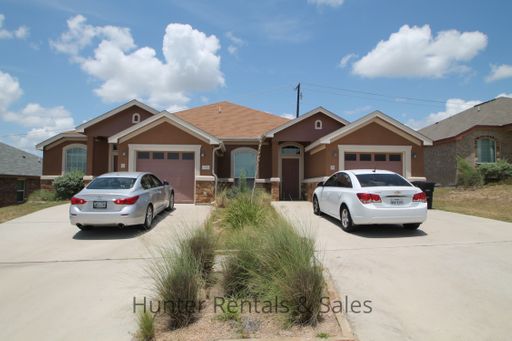 Luxury Duplex! – photo 1