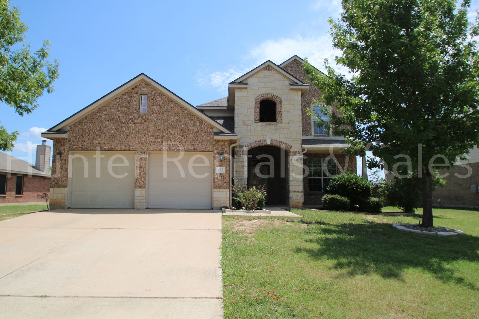 Harker Heights House: 433 W Iowa Dr
