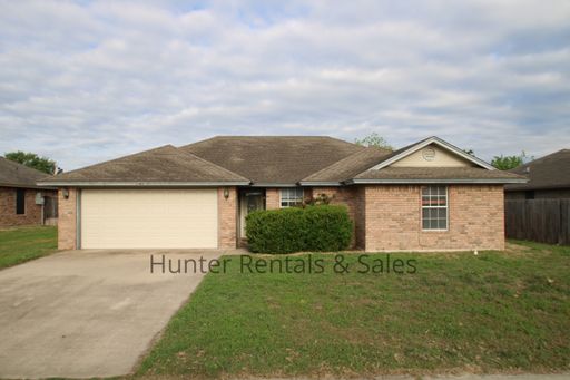 Spacious 4-Bedroom Home in South Killeen – photo 1