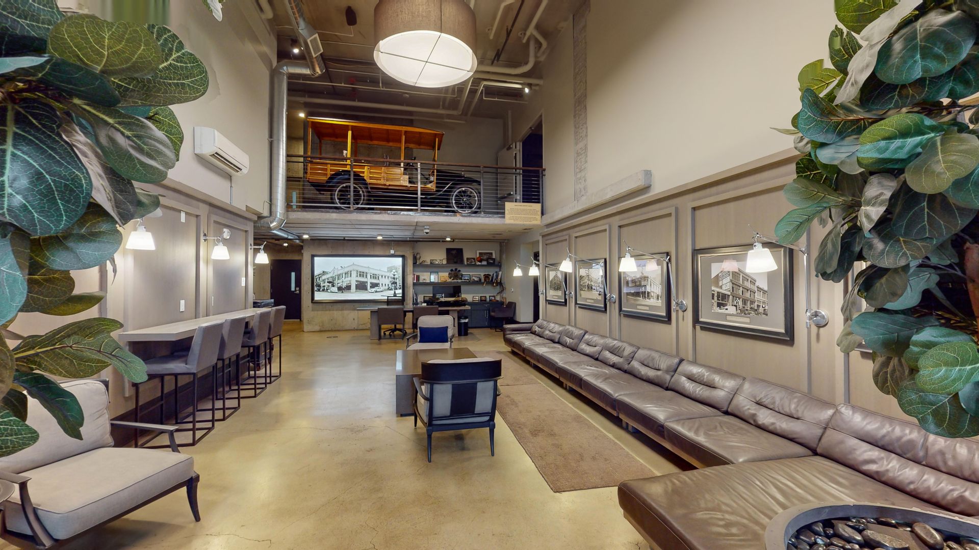 Lobby at Dunn Motors Building (3 of 3)