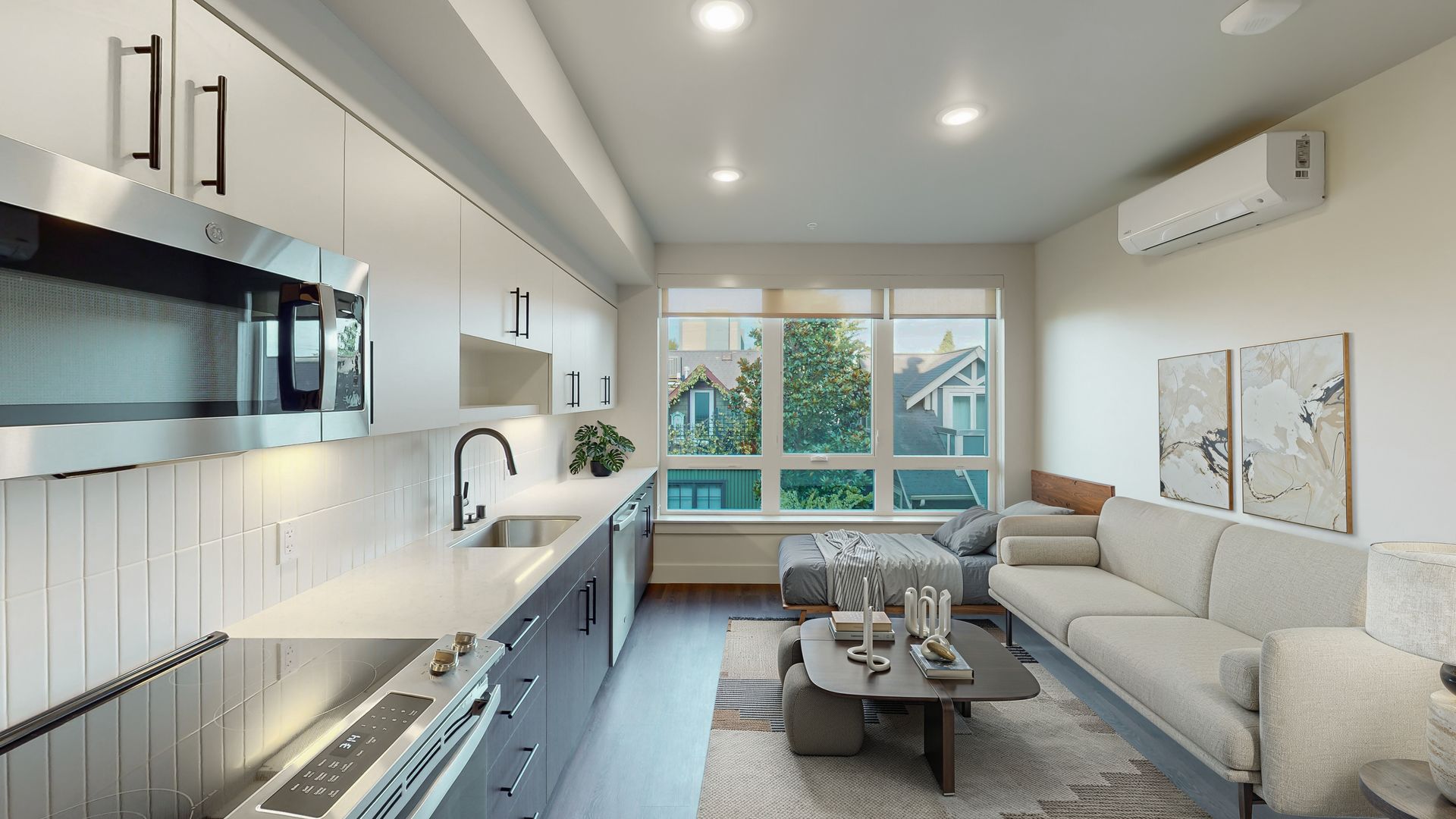 Seattle Apartment: 555 15th AVE E