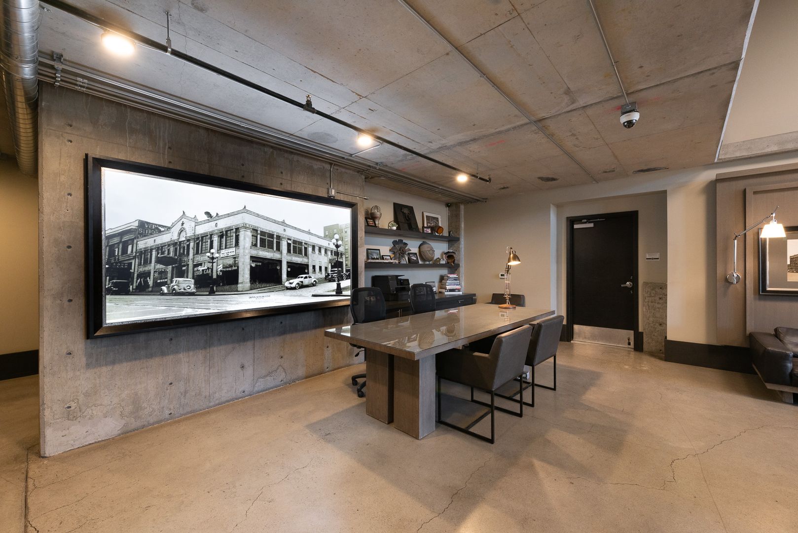 Work space at Dunn Motors Building (3 of 3)