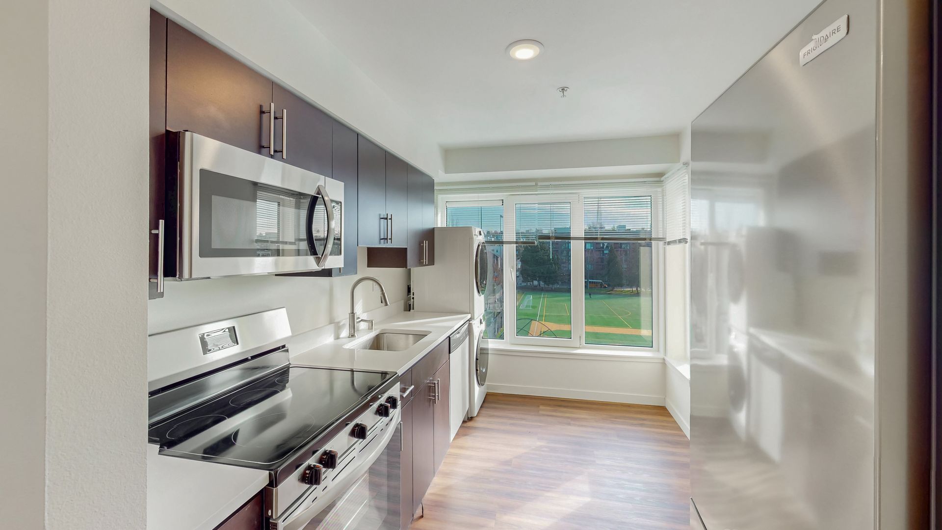 Seattle Apartment: 1641 Nagle Pl