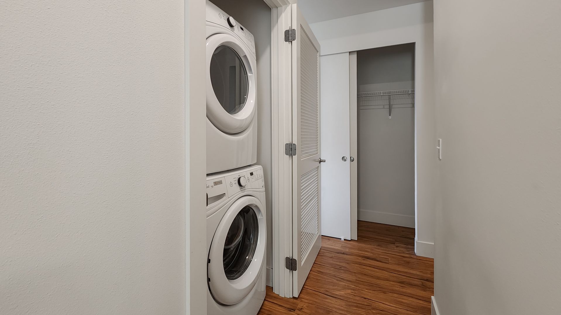 Laundry room at Dunn Motors Building (3 of 3)