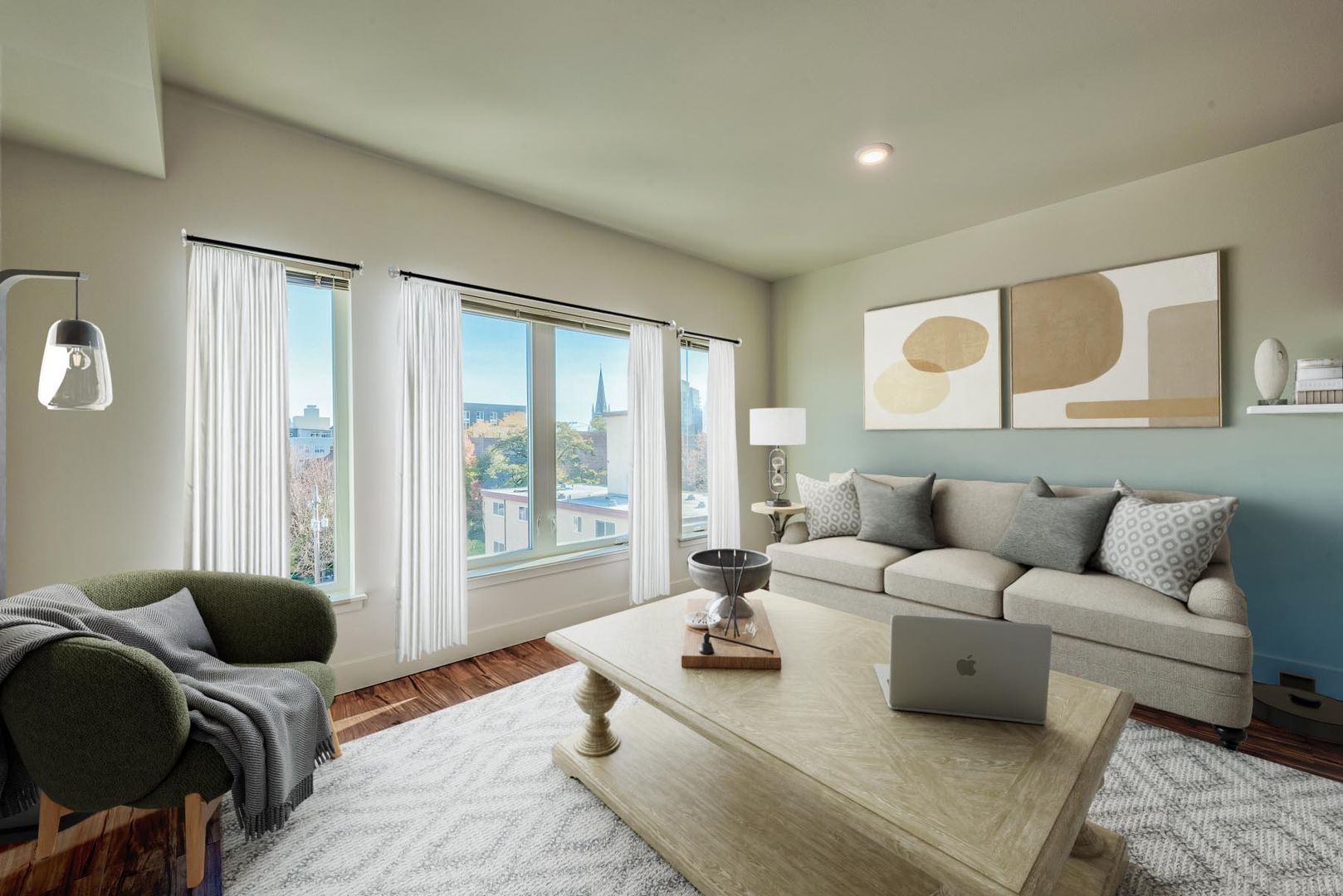 Seattle Apartment: 1430 Summit Avenue