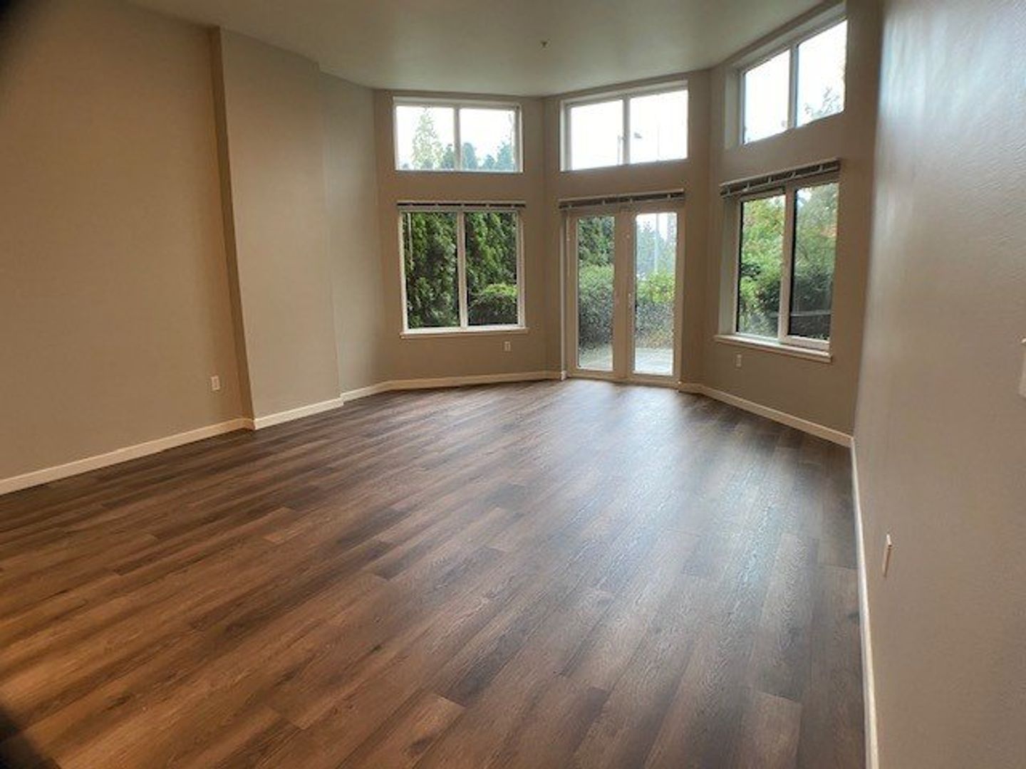 Seattle Apartment: 1641 Nagle Pl