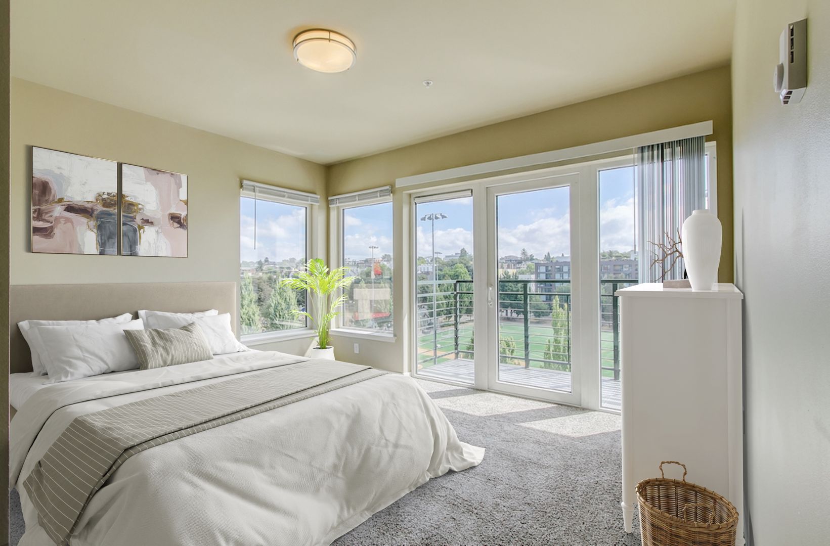 Seattle Apartment: 1641 Nagle Pl