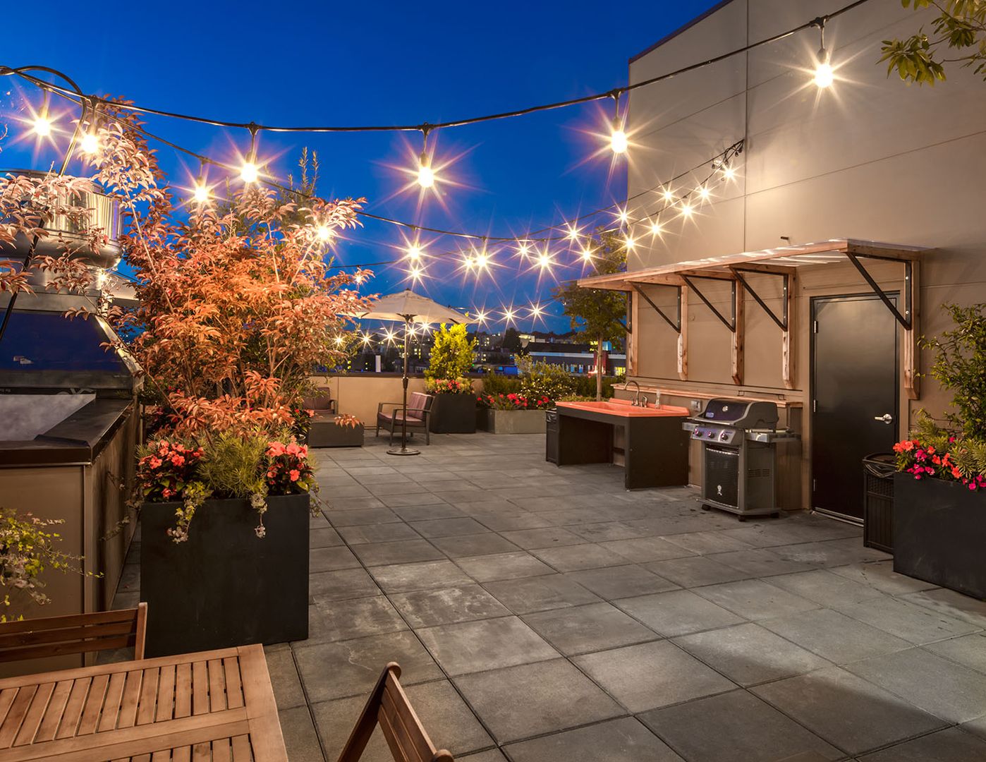 Roof deck at Dunn Motors Building (2 of 5)