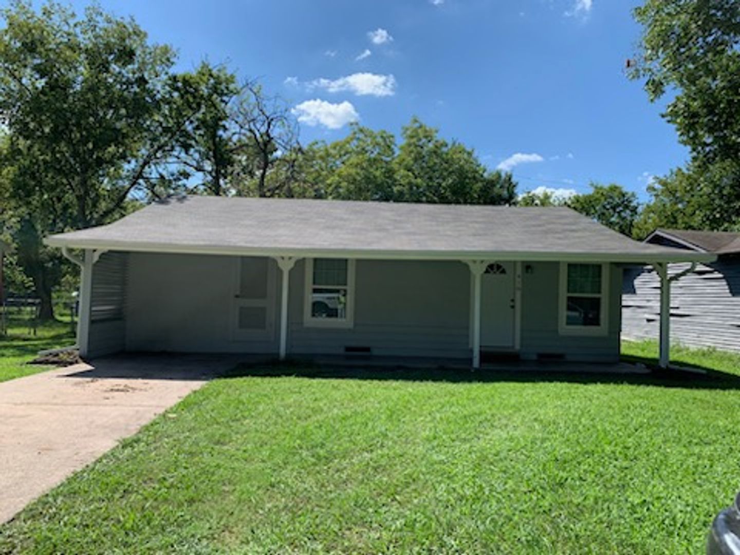 Greenville House: 418 Jeanette