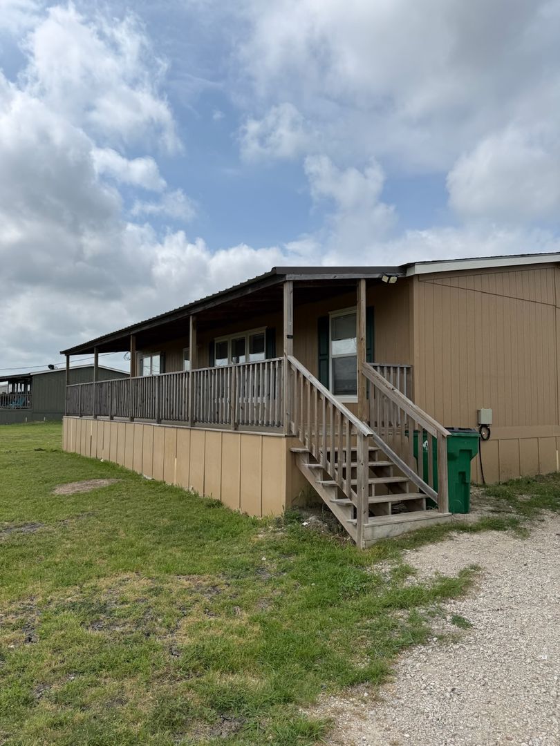 Quinlan House: 7356 FM 36