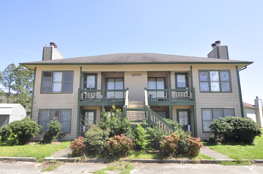 12104 Carriage Court - B – photo 1