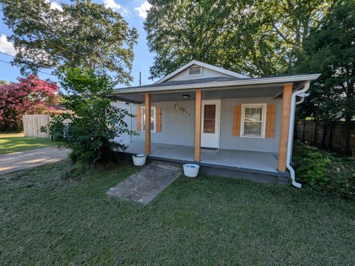 1017 England Street NE - A, Huntsville, AL 35801