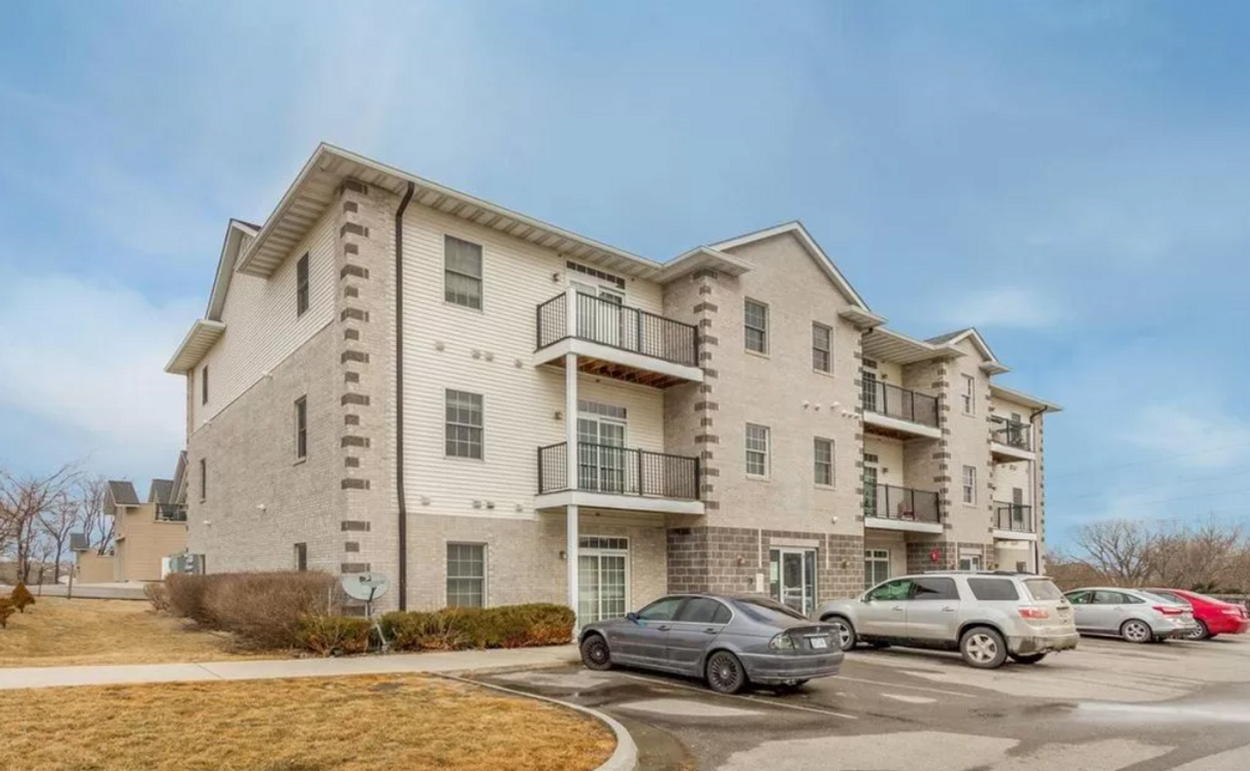 Ames Condo: 4511 Twain Circle #101
