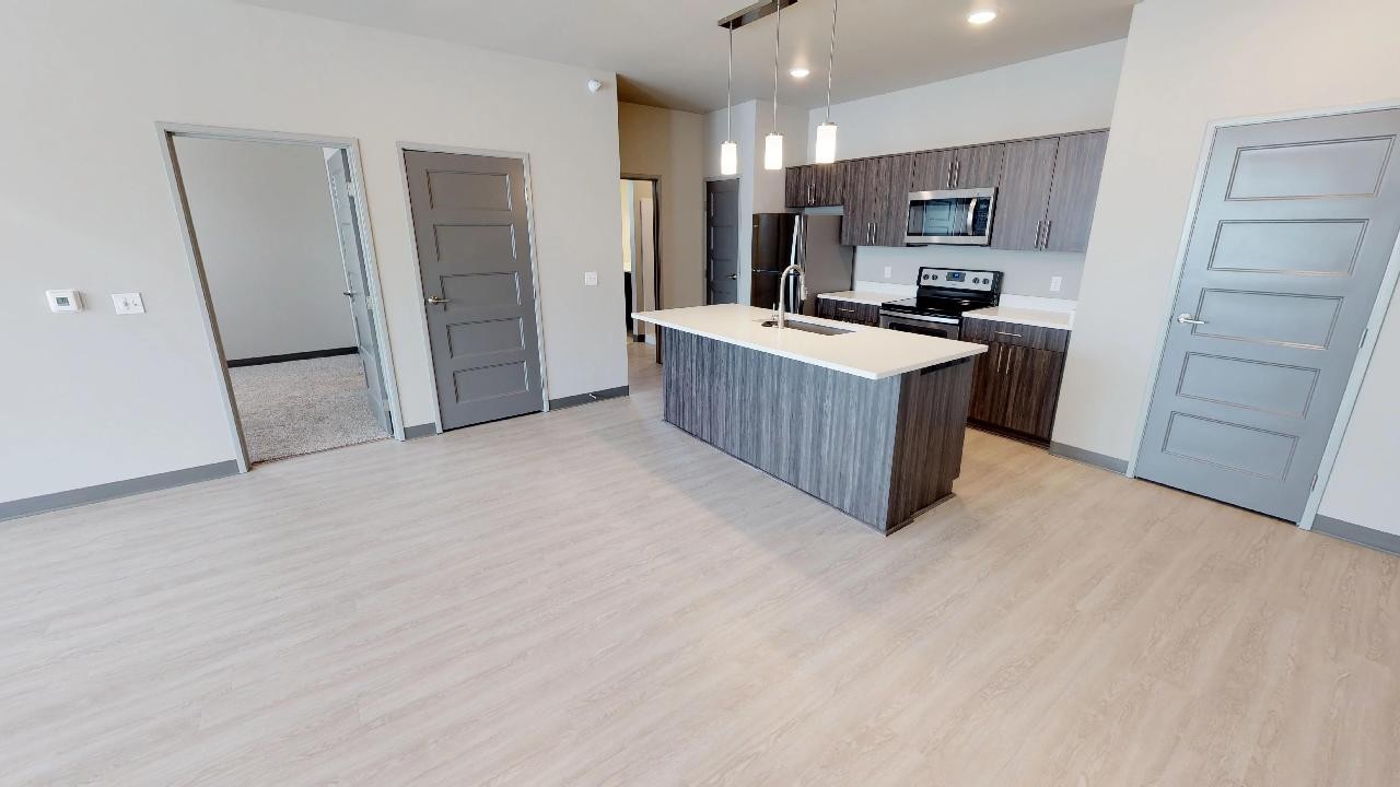 Ames Apartment: 2151 Cottonwood Rd