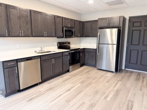 1 Bedroom Apartment Available June 1st, 2026!