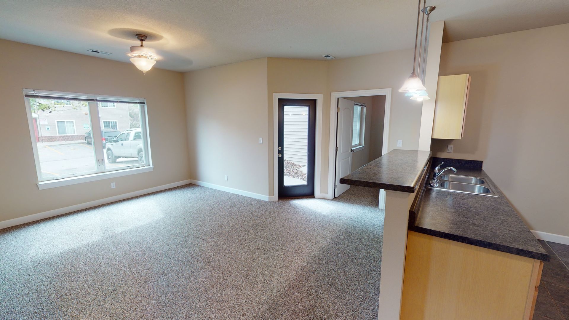 Ames Apartment: 115 Crystal Street