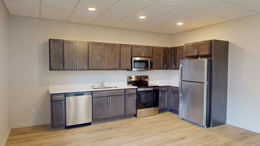 1 Bedroom Apartment Available NOW!