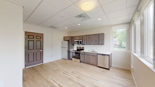 1 Bedroom Apartment Available NOW!