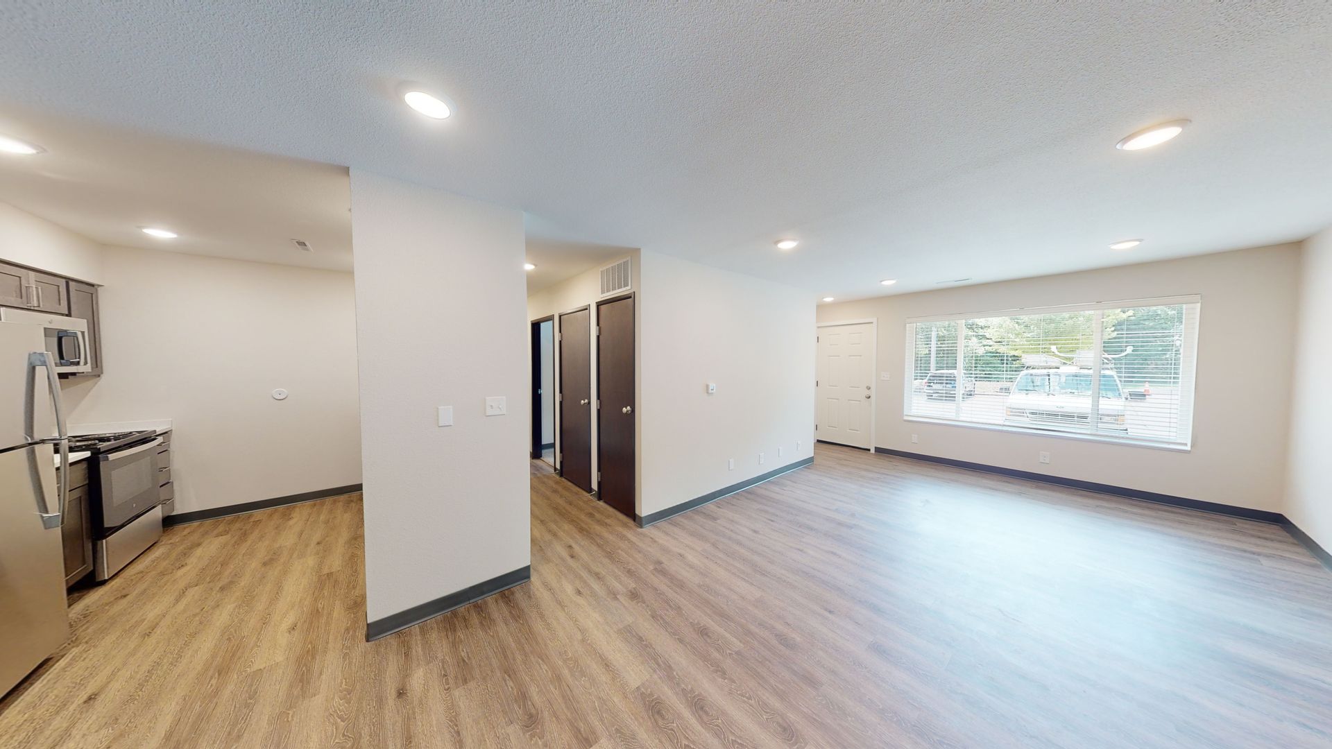Ames Apartment: 210 S. Hyland