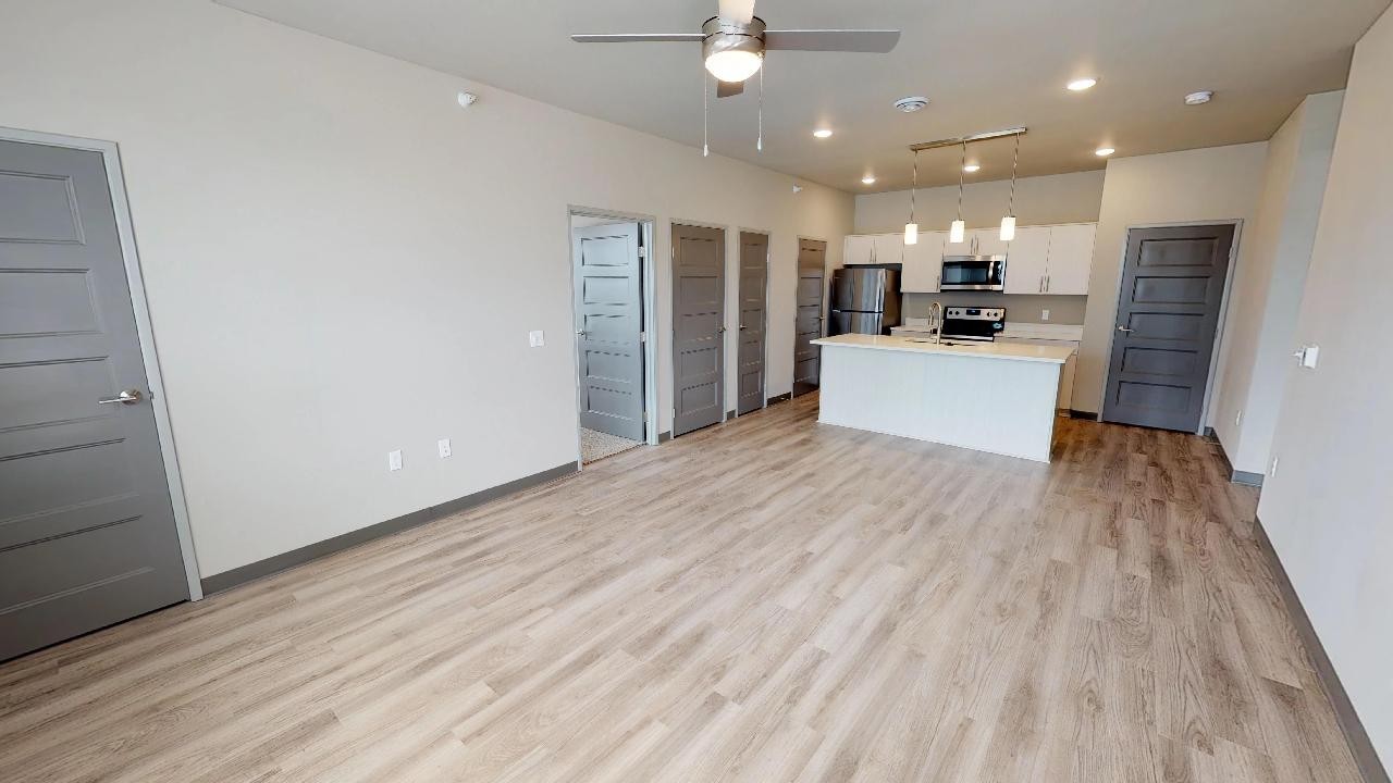 Ames Apartment: 3315 Aurora