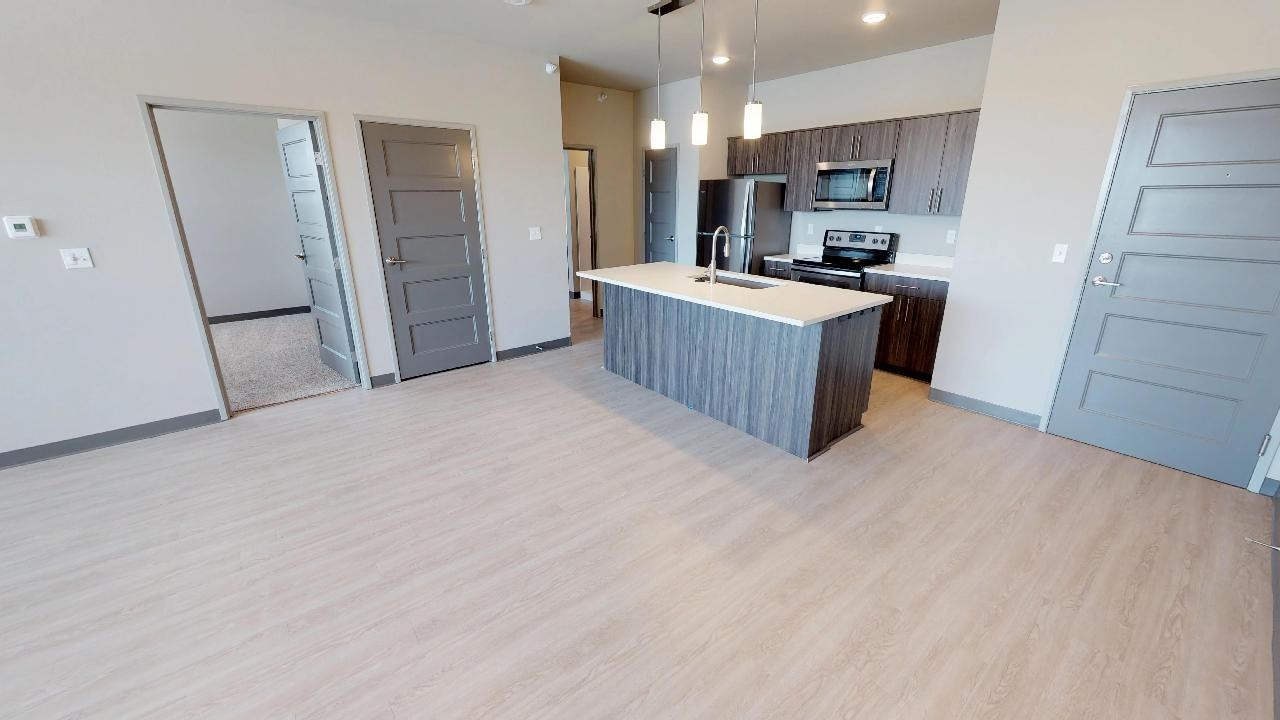 Ames Apartment: 2151 Cottonwood Rd