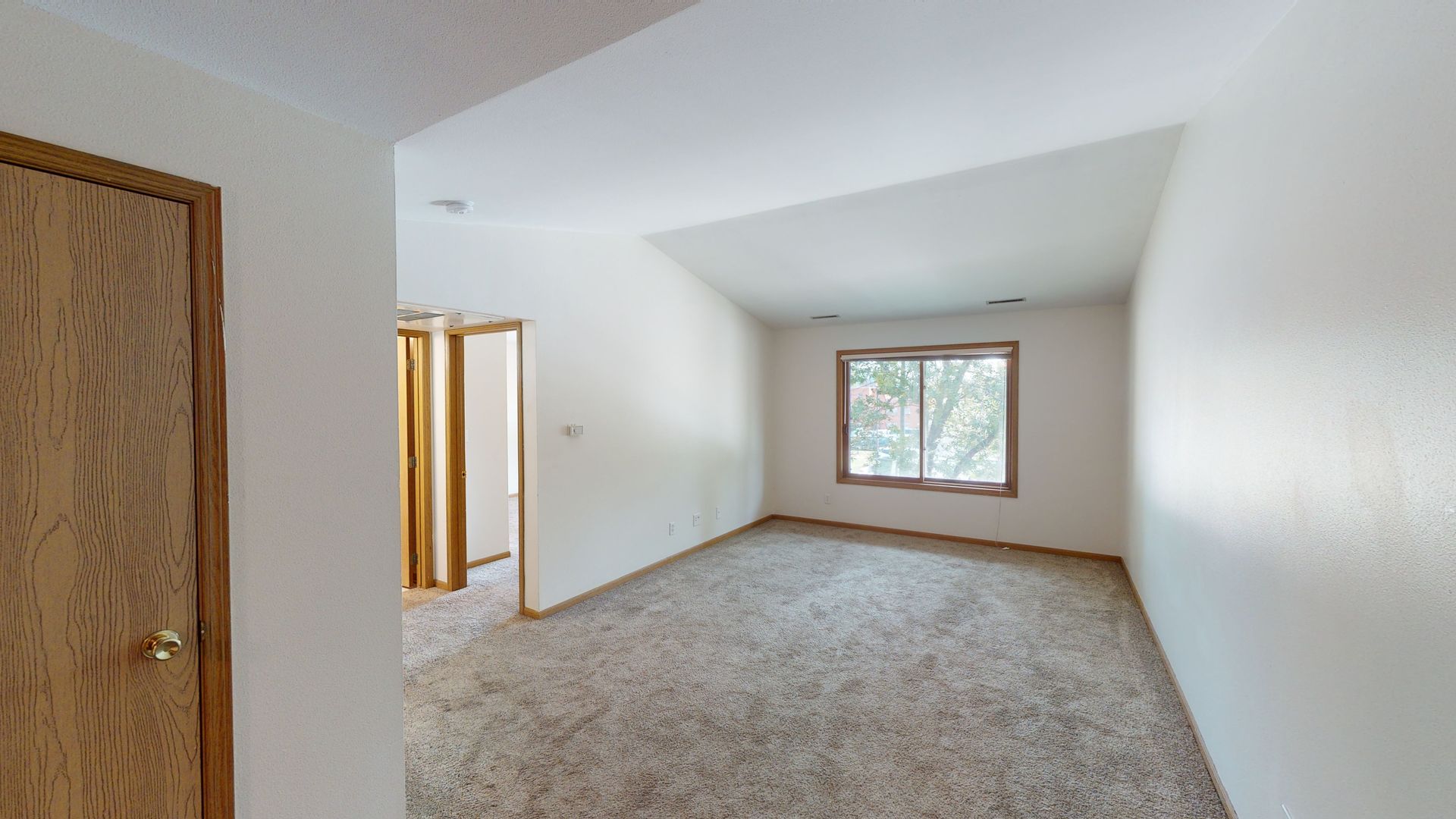 Ames Apartment: 101 N. Hyland