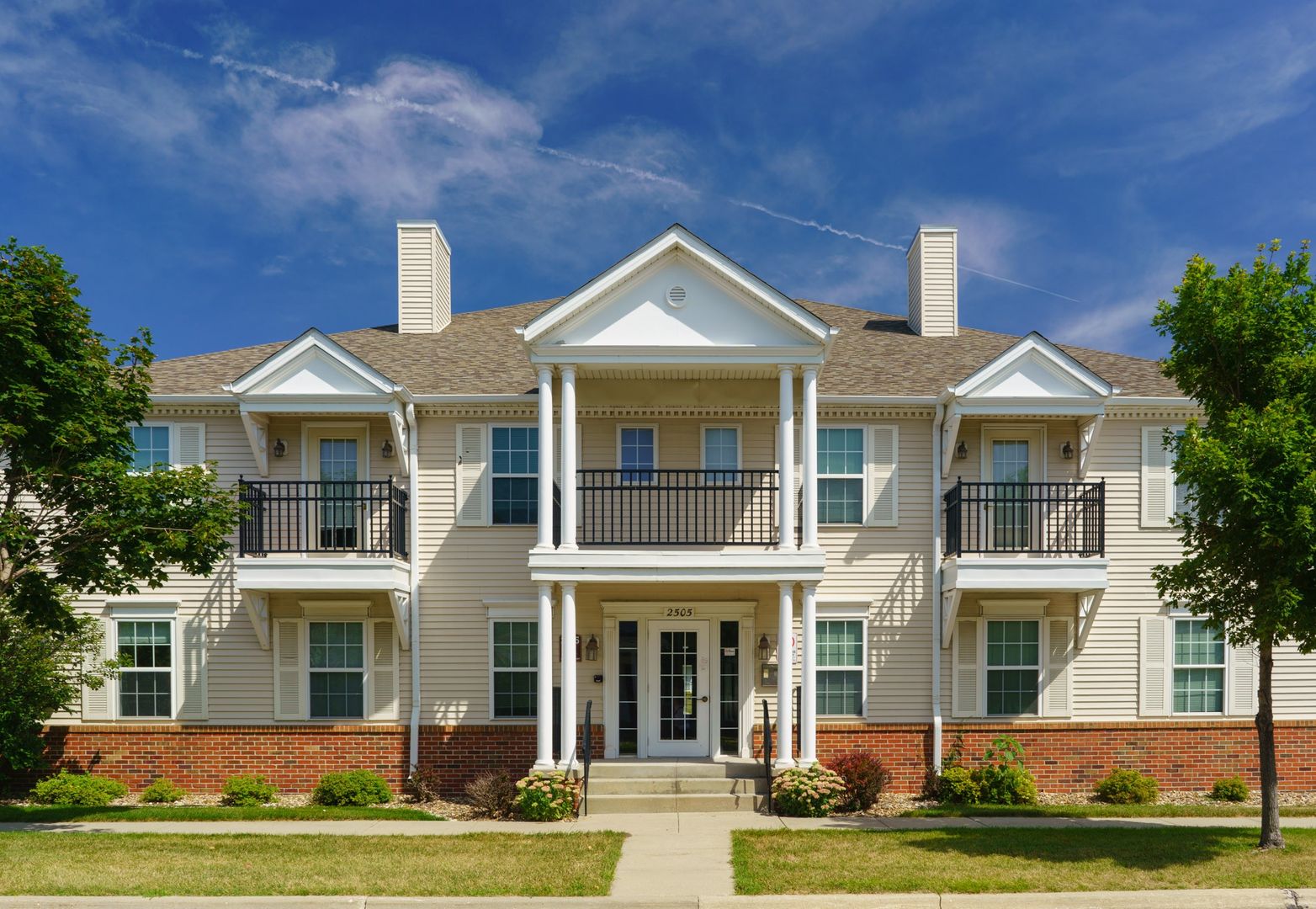 Ames Apartment: 2505 Aspen Road