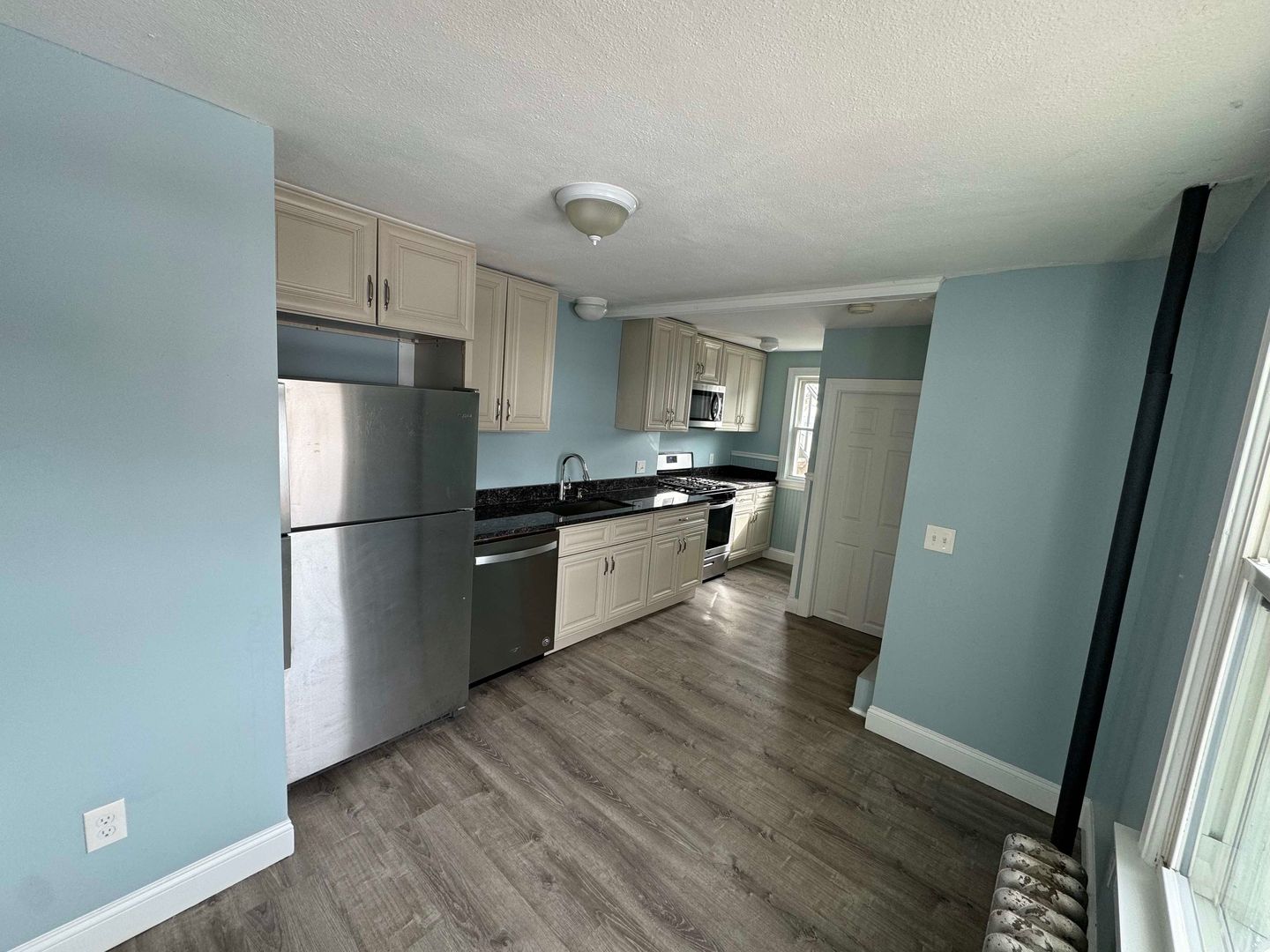 Agawam Apartment: 19 Scherpa Street