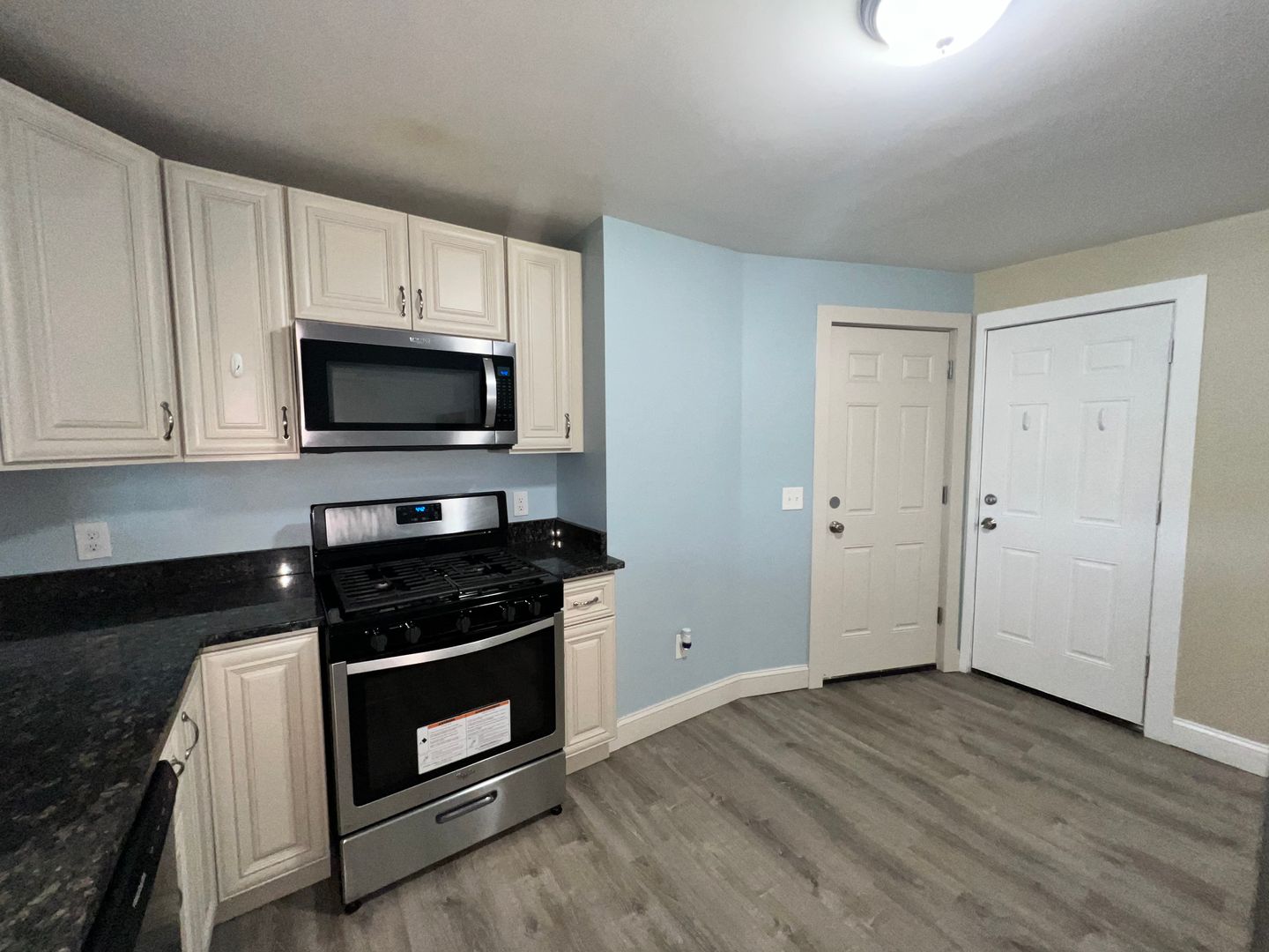 Agawam Apartment: 19 Scherpa Street
