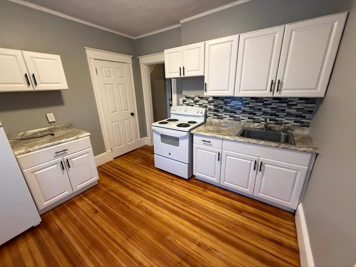 Pittsfield Apartment: 34-36 Springside Avenue