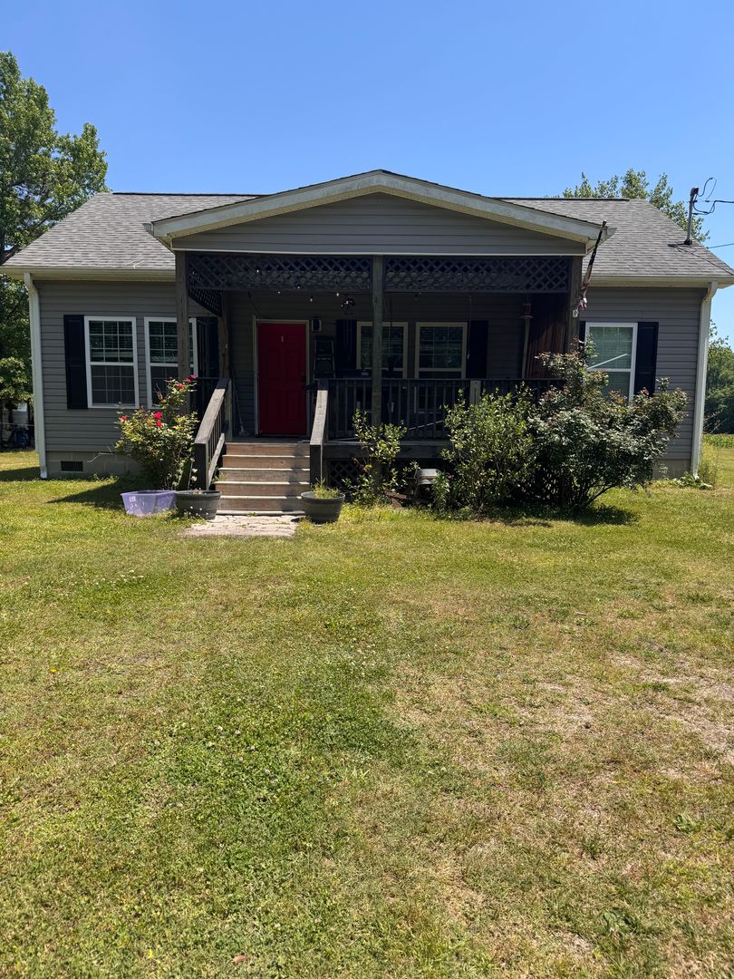 Jacksonville House: 173 Cowell Lane
