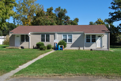 Edgewood Duplex - Across From Marc Train Station – photo 1