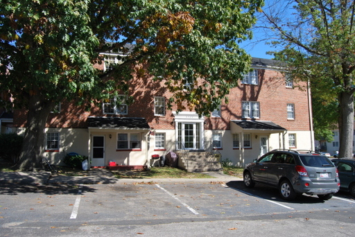 Edgewood - The Grove - 3 Bedroom 1 Bath